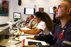 El titular del Minea, Ramón Velásquez Araguayán, presidió la reunión del Comando Unificado contra Incendios Forestales. (Foto / Harrison Ruíz)